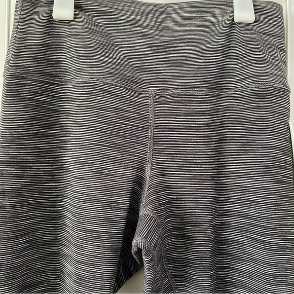 BNWT 🦓 Lululemon High Rise Align 28” Leggings in Heather Space Grey stri… - Picture 3 of 6
